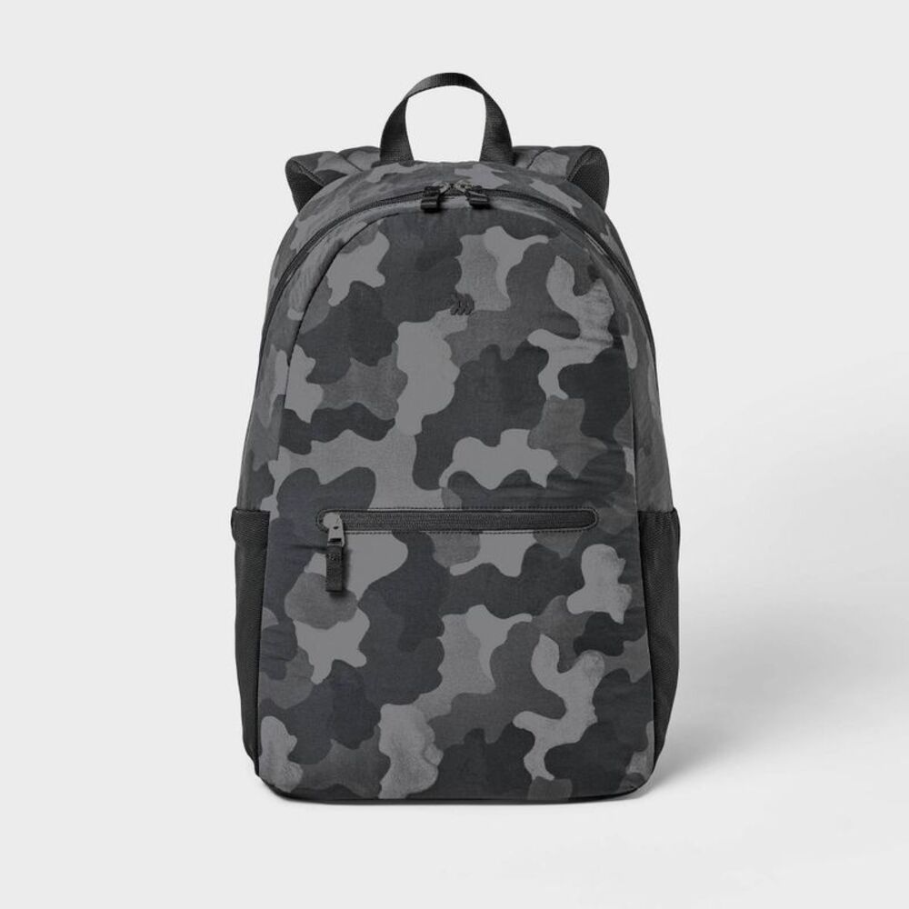23L Tween Crinkle Backpack - Camo: Water Repellent Classic Camouflage